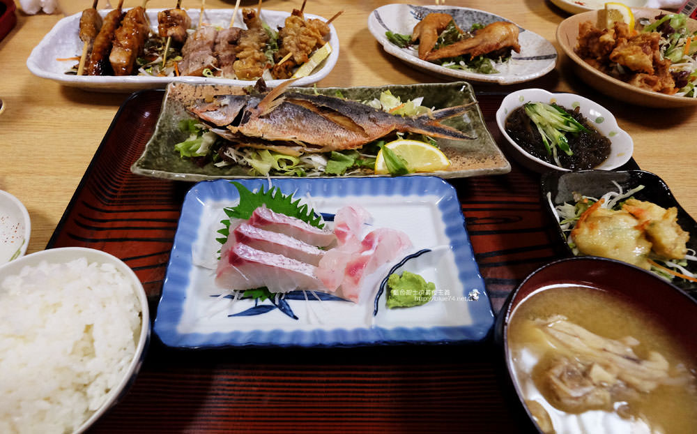 日本沖繩│一平居酒屋-沖繩在地老店美食推薦.划算好吃.附有停車場