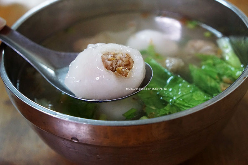 台中沙鹿│鮮肉湯圓-四十年老店的沙鹿無名湯圓.有雞絲麵.水晶餃.餛飩可以加.沙鹿製冰廠.洗衣場旁.沙鹿人的美味記憶.近沙鹿郵局.台中銀行