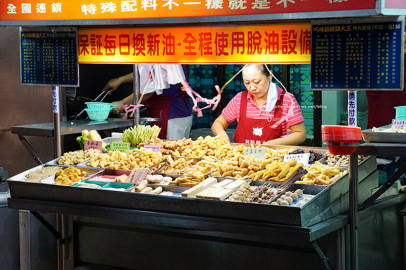 台中沙鹿│巧味鹹酥雞大王沙鹿店-台南口味.特殊配料.脫油設備.華得來沙鹿店旁.近光田醫院