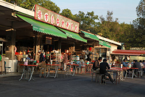 台中霧峰│光復新村圓環牛肉麵-光復新村供應市場前