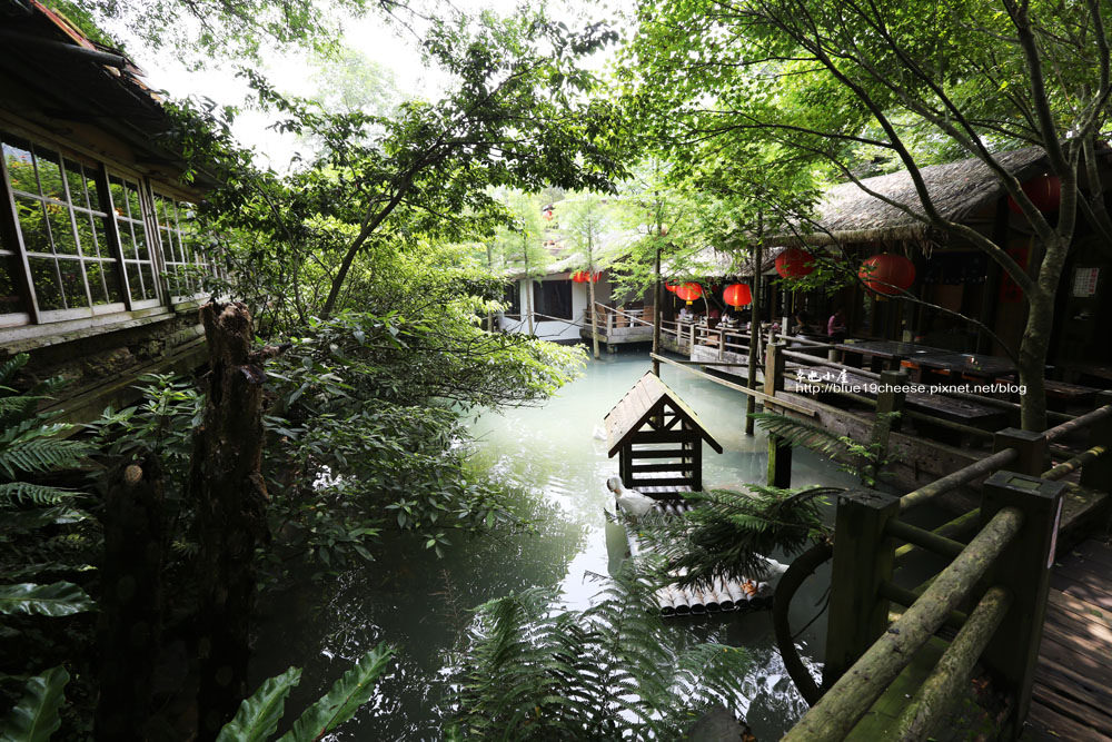 苗栗三義│卓也小屋苗栗三義店-民宿與蔬食餐廳的結合，順遊山板樵臉譜生活文化館